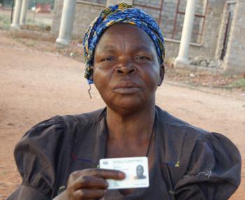 Ms Musandiwa <b>Johannah Mahlangu</b> finally received her ID card. - o_19loon29vfpqgk41fgs1c62ct9a